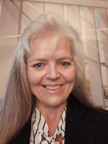 Autor: Abrolatis, Karina