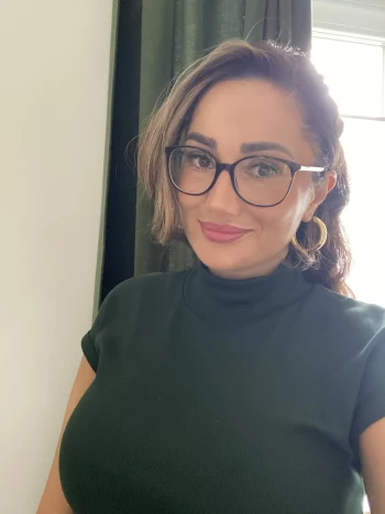 Autor: Nergiz, Viktoria