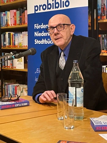 Autor: Pflüger, Andreas